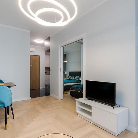 Wola Luxe Apartment วอร์ซอ ภายนอก รูปภาพ