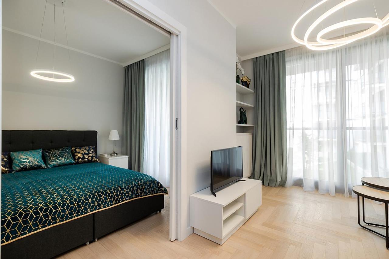 Wola Luxe Apartment วอร์ซอ ภายนอก รูปภาพ