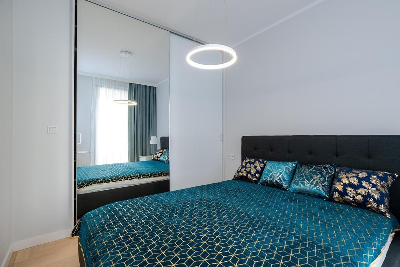 Wola Luxe Apartment วอร์ซอ ภายนอก รูปภาพ