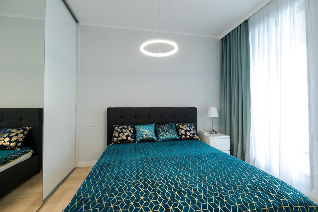Wola Luxe Apartment วอร์ซอ ภายนอก รูปภาพ